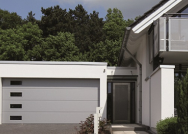 Sektionaltor mit Verglasung